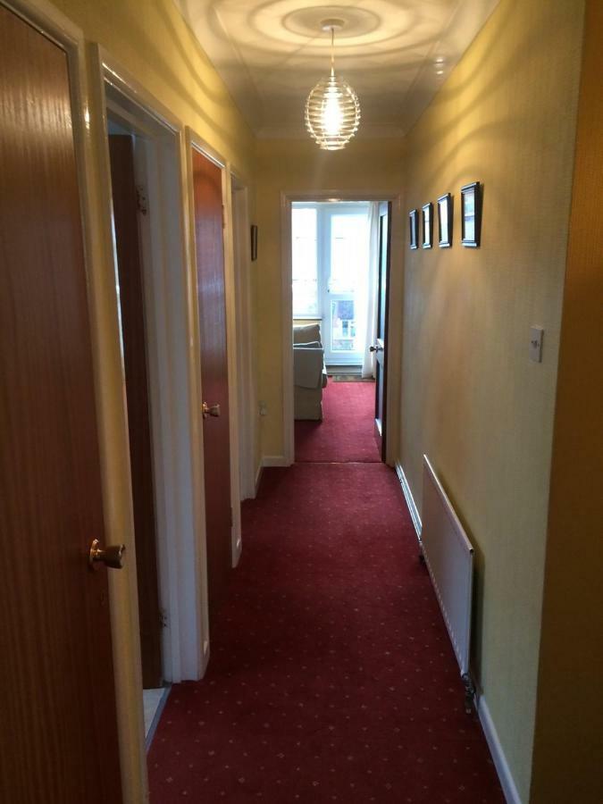 Gables Court Holiday Apartments 스와니지 외부 사진